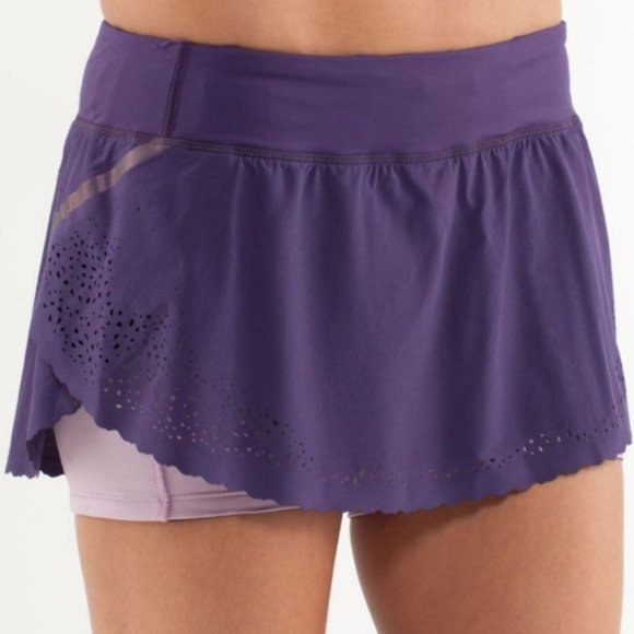 lululemon athletica Dresses & Skirts - Lululemon Run A Marathon Skirt Size 10
